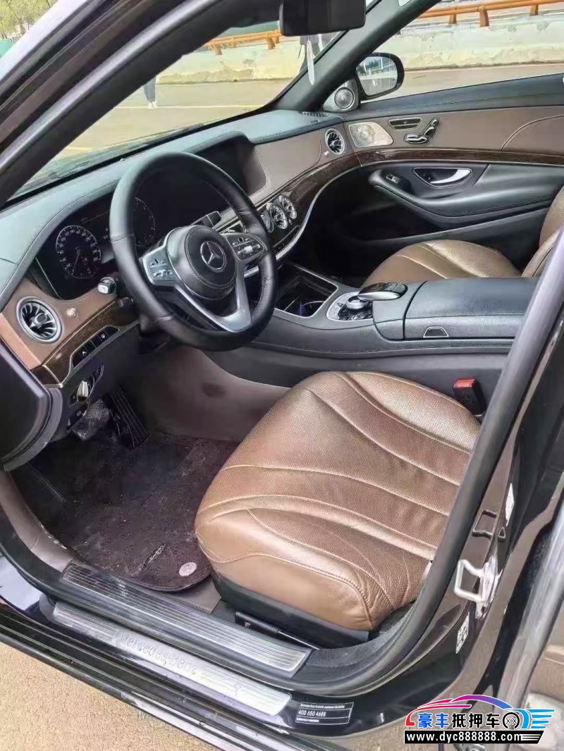 18年奔驰S轿车抵押车出售