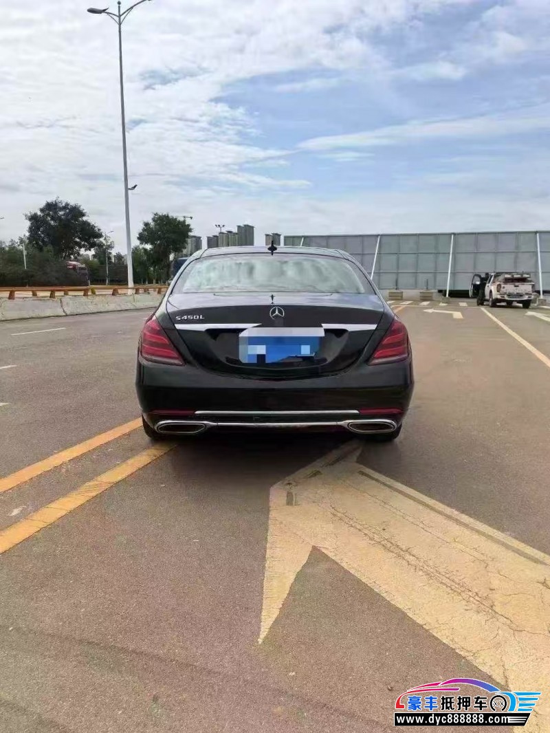 18年奔驰S轿车抵押车出售