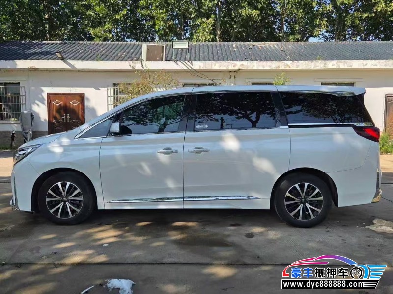 21年传祺M8轿车抵押车出售