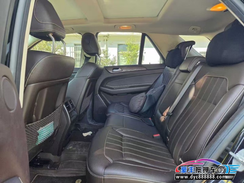 16年奔驰GLE轿车抵押车出售