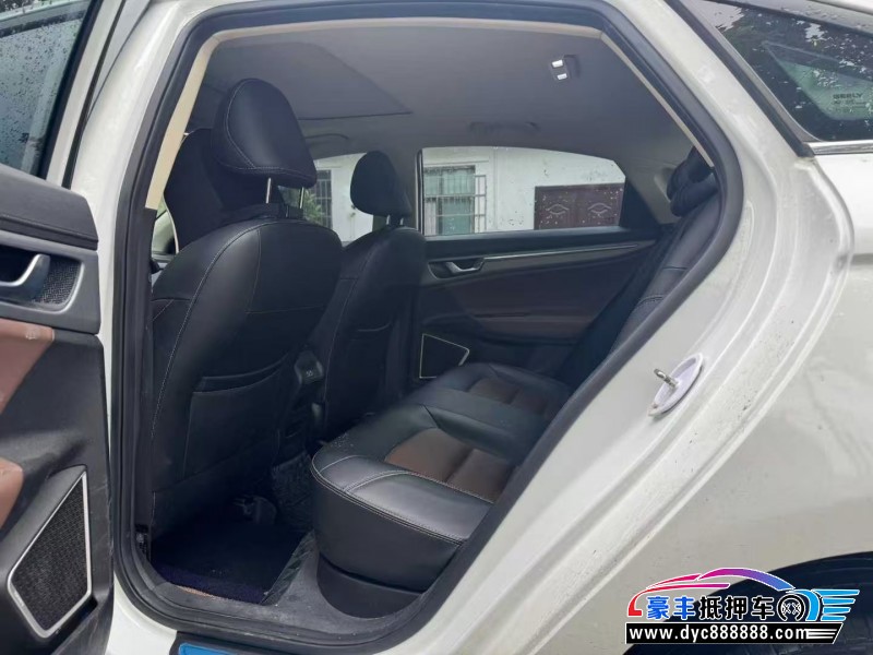 19年吉利帝豪GL轿车抵押车出售