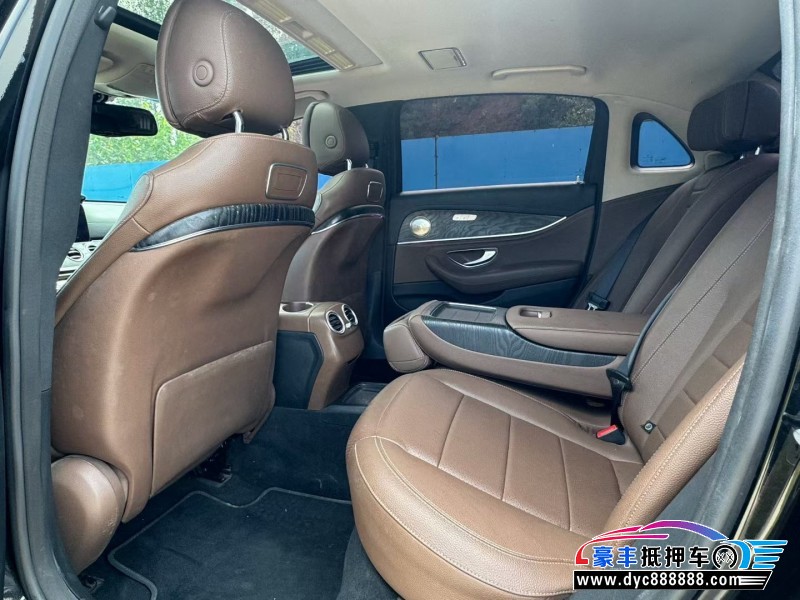 18年奔驰E轿车抵押车出售