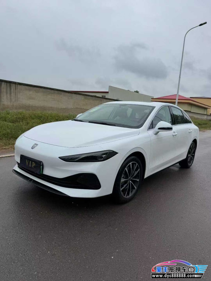 25年荣威D7轿车抵押车出售