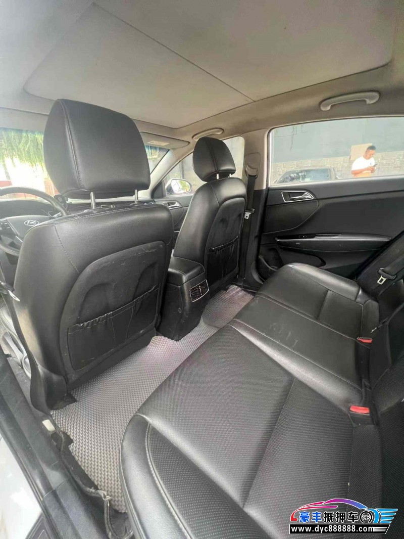 15年现代名图轿车抵押车出售