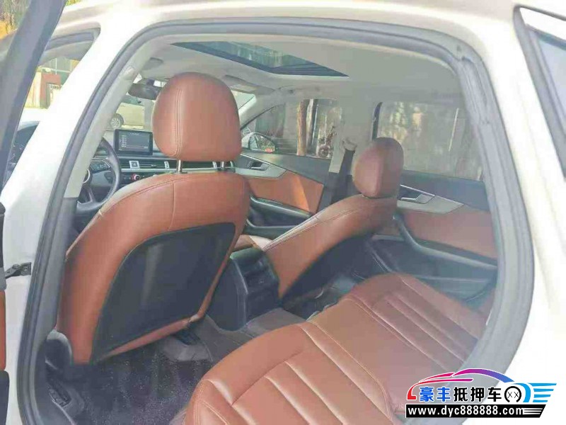 17年奥迪A4L轿车抵押车出售