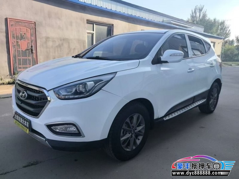 16年现代ix35轿车抵押车出售