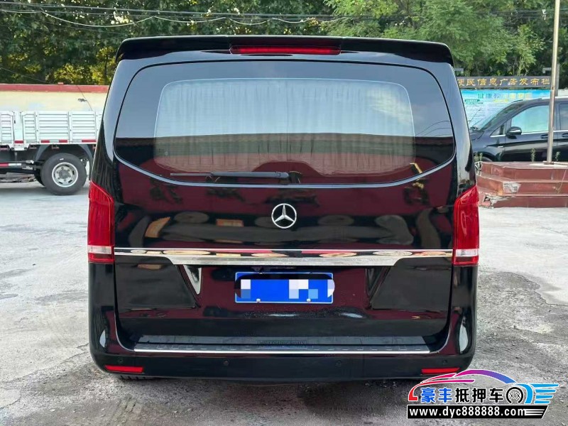 18年奔驰威霆MPV抵押车出售