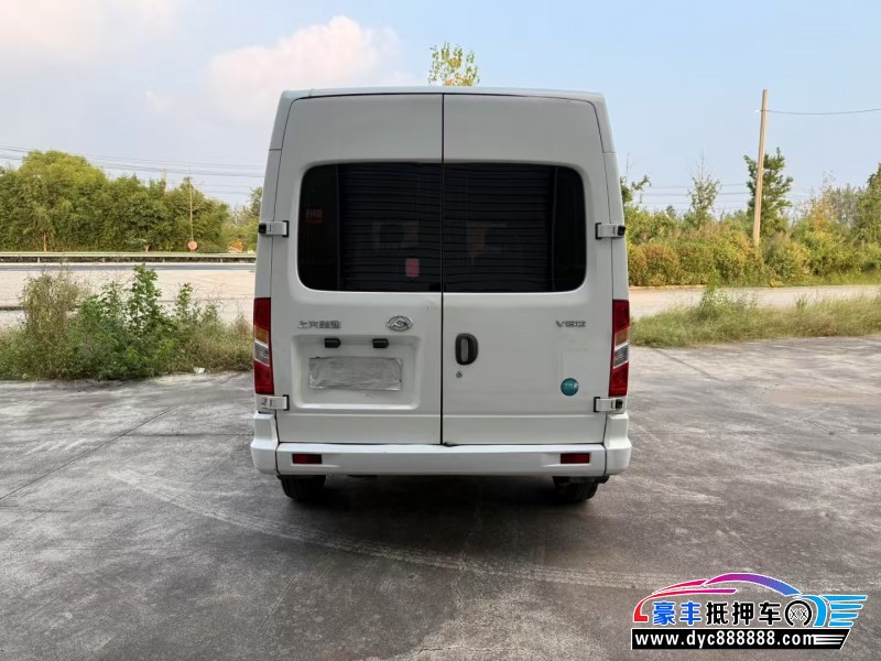 22年上汽大通V80微面抵押车出售