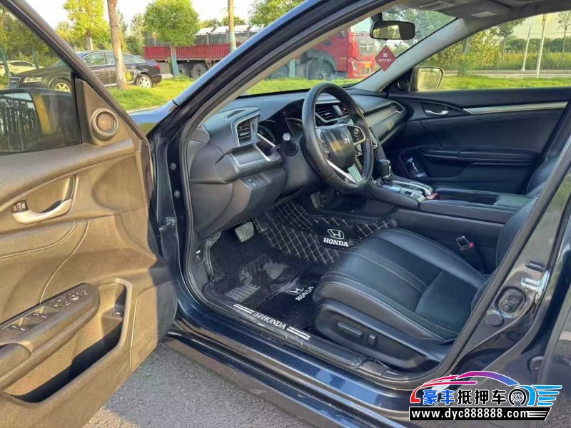 17年本田思域轿车抵押车出售