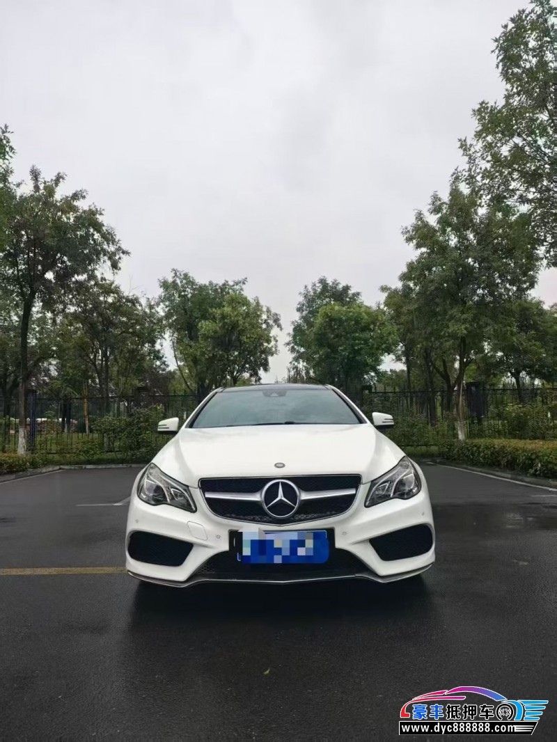 15年奔驰E轿车抵押车出售
