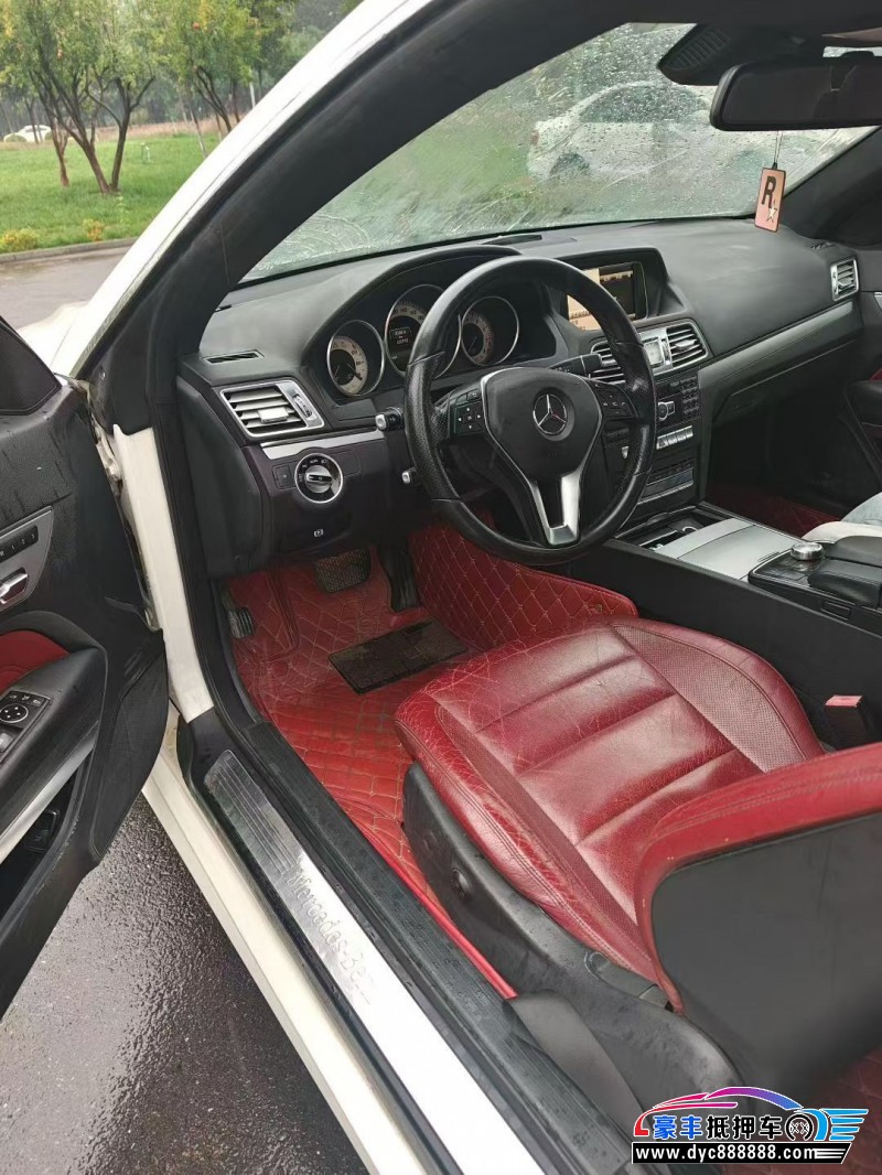 15年奔驰E轿车抵押车出售