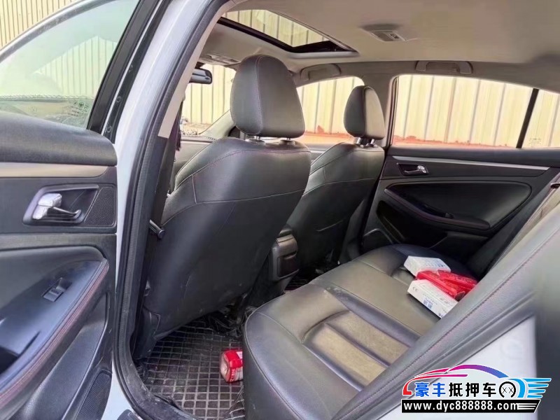 15年奔腾B70轿车抵押车出售