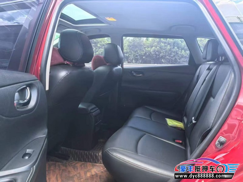 22年日产骐达轿车抵押车出售