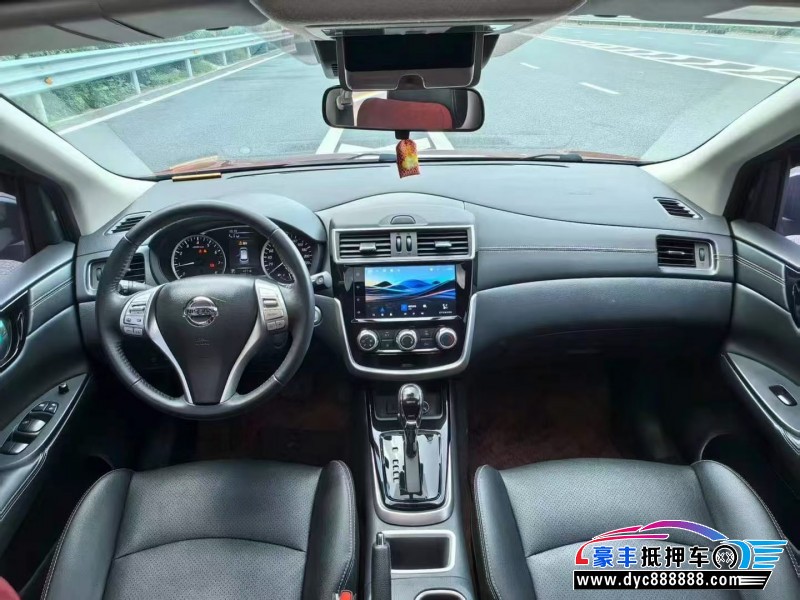 22年日产骐达轿车抵押车出售