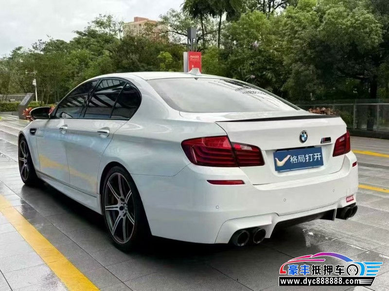 15年宝马M5轿车抵押车出售