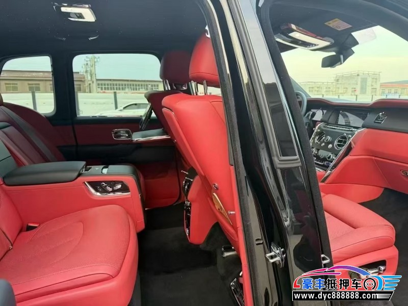 22年劳斯莱斯库里南轿车抵押车出售