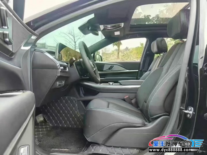 24年凯迪拉克XT5轿车抵押车出售