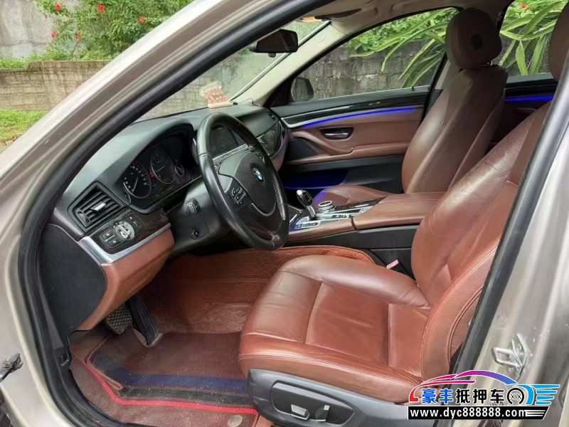 17年宝马5系轿车抵押车出售