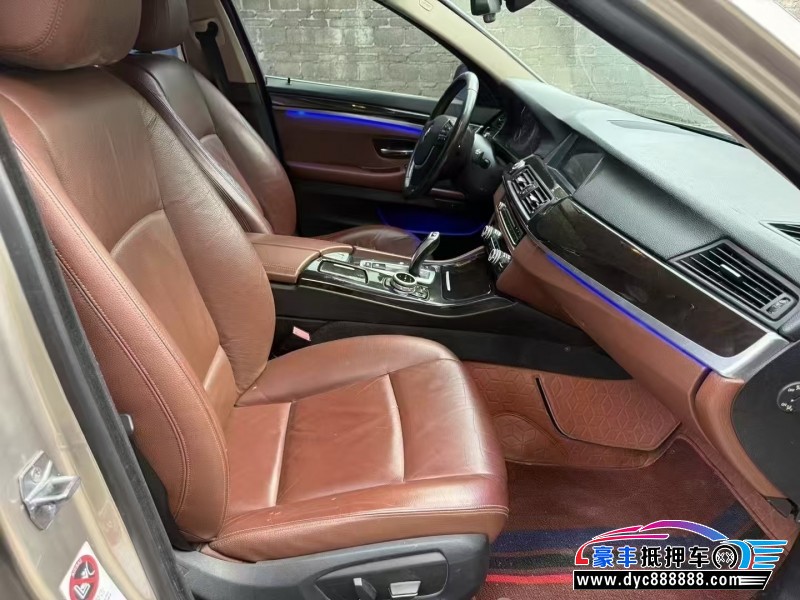 17年宝马5系轿车抵押车出售