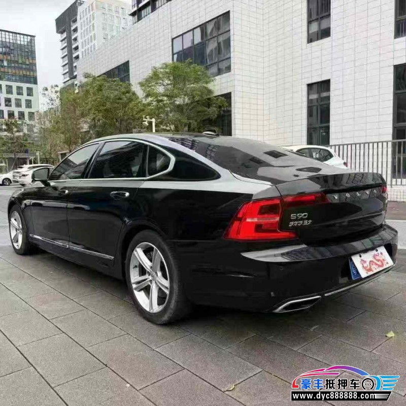 18年沃尔沃S90轿车抵押车出售
