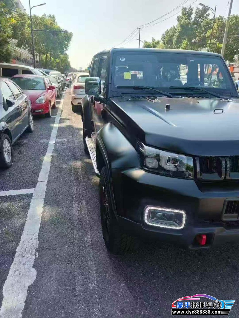 25年北京BJ40轿车抵押车出售