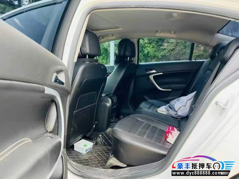 14年别克君威轿车抵押车出售