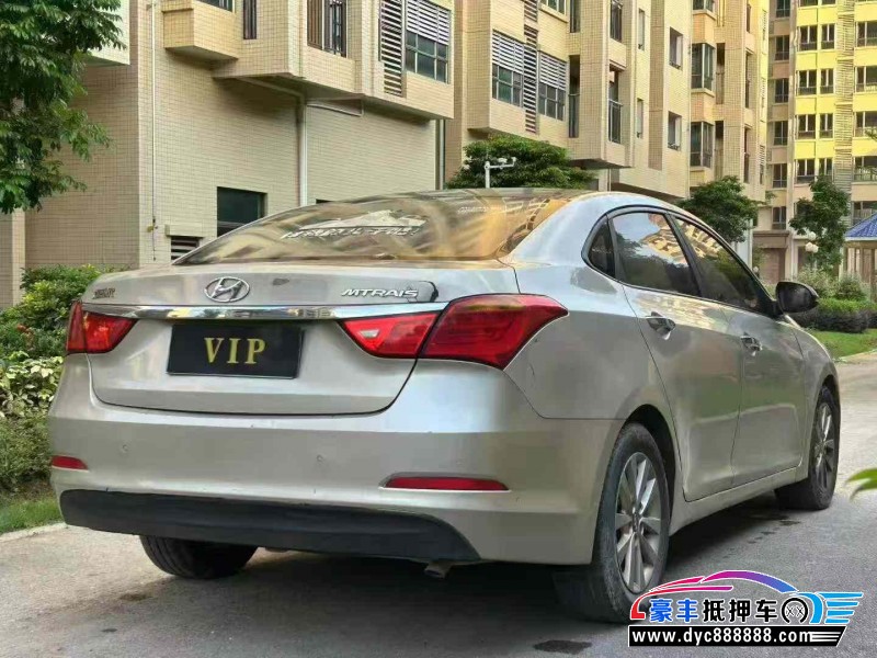 14年现代名图轿车抵押车出售