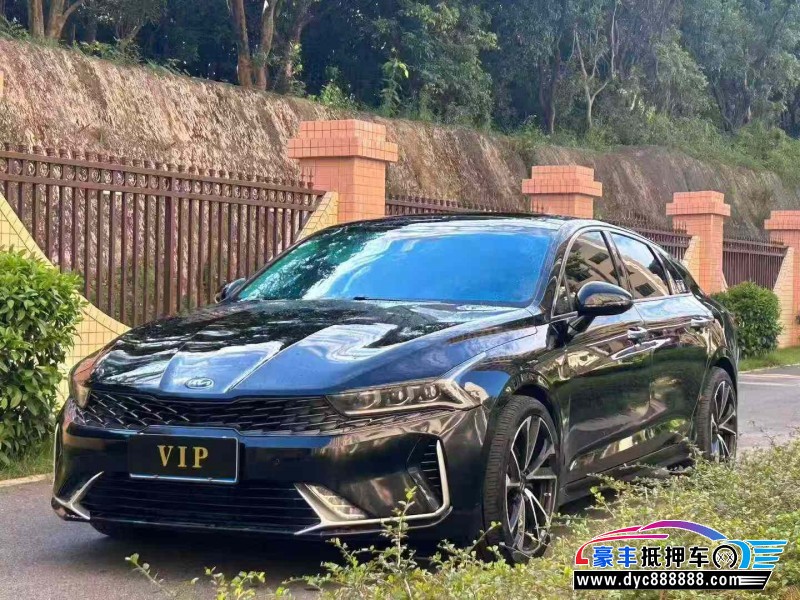 21年起亚K5轿车抵押车出售