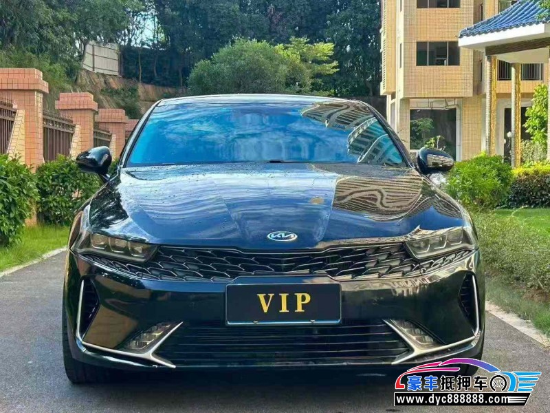 21年起亚K5轿车抵押车出售