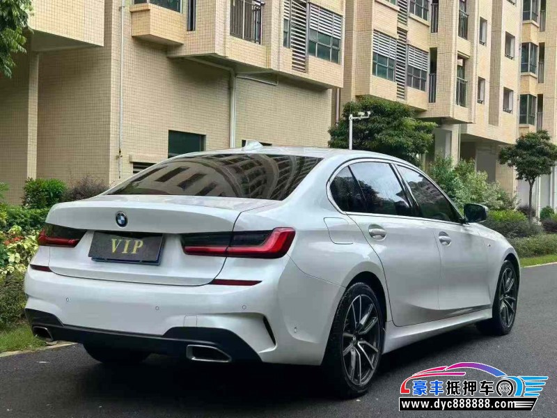 20年宝马3系轿车抵押车出售