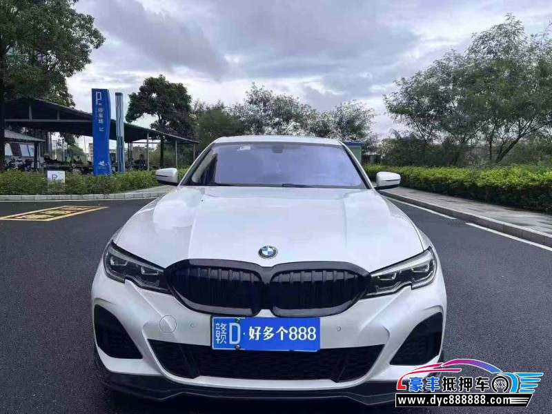 21年宝马3系轿车抵押车出售