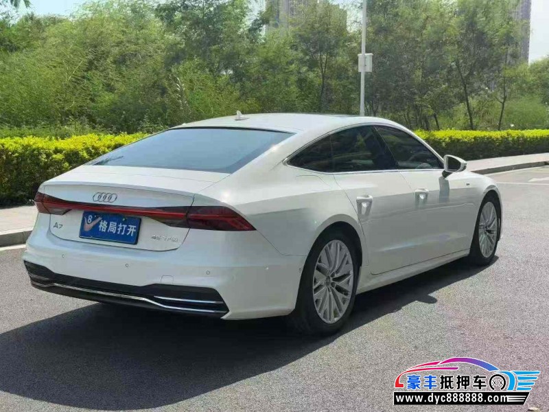 20年奥迪A7轿车抵押车出售