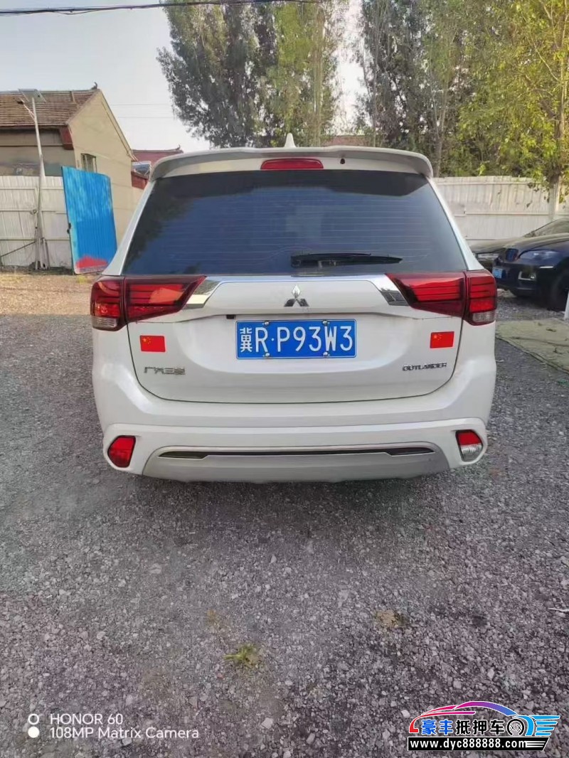 23年三菱欧蓝德轿车抵押车出售