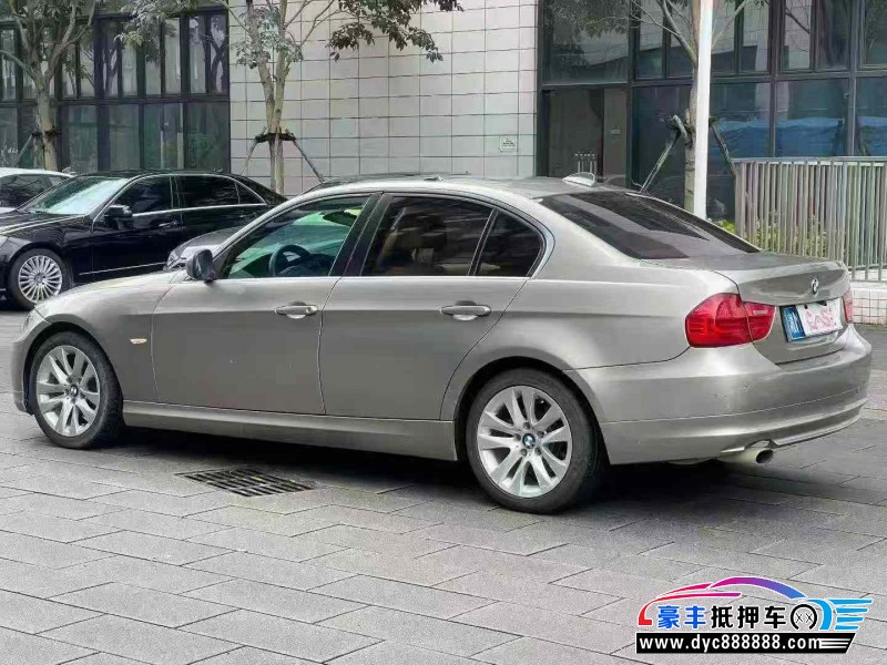 11年宝马3系轿车抵押车出售