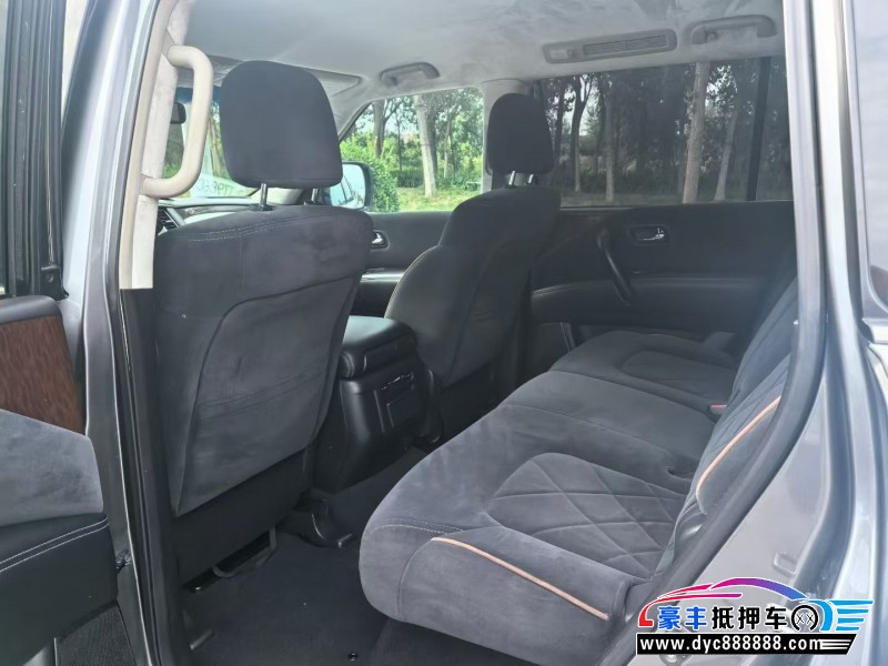 17年日产途乐轿车抵押车出售