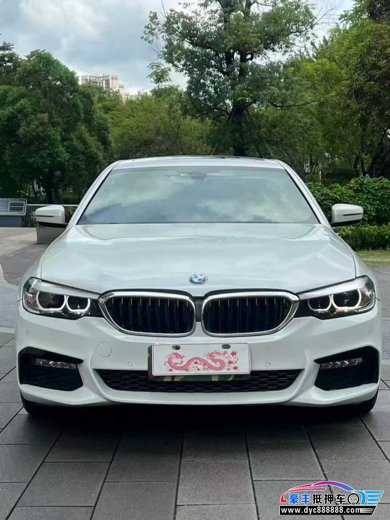 17年宝马5系轿车抵押车出售