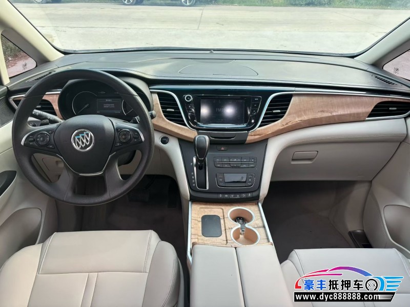 18年别克GL8轿车抵押车出售