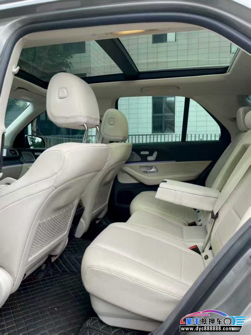 20年奔驰GLE轿车抵押车出售