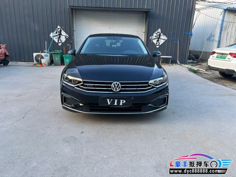 22年大众迈腾轿车抵押车出售