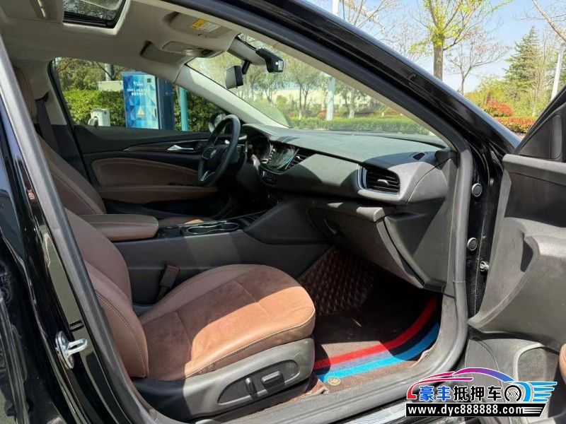 22年别克君威轿车抵押车出售