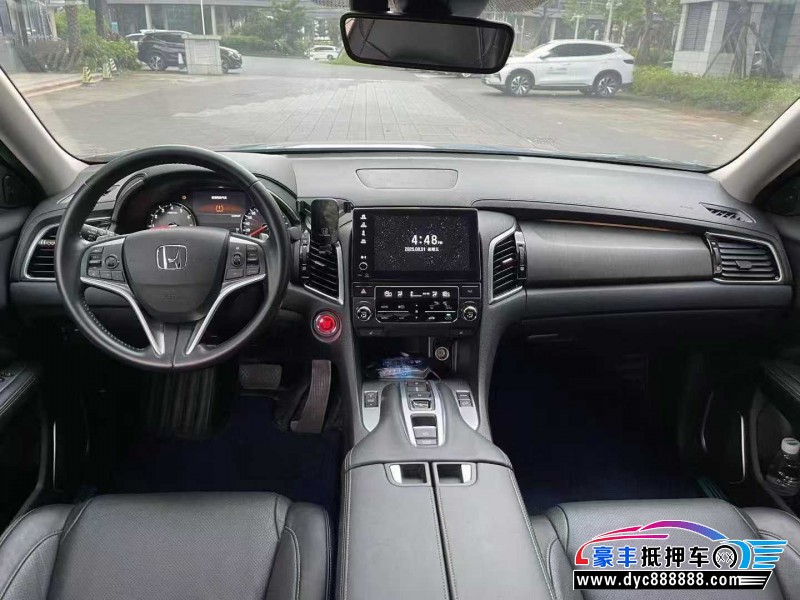 22年本田冠道轿车抵押车出售