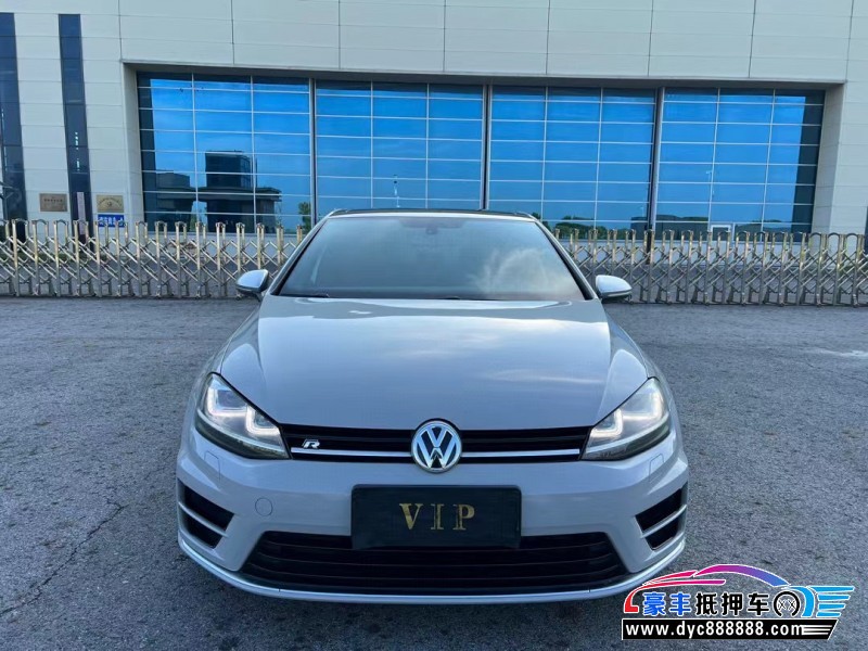 17年大众高尔夫轿车抵押车出售