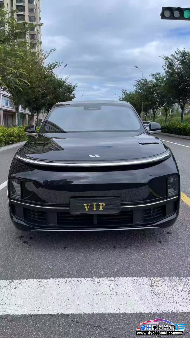 24年理想L8SUV抵押车出售