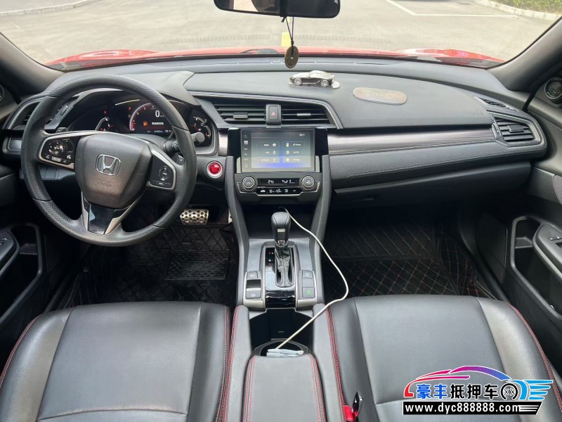 22年本田思域轿车抵押车出售