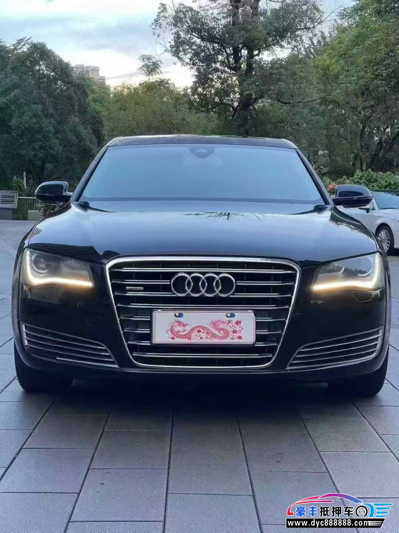 14年奥迪A8L轿车抵押车出售