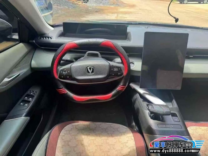 24年长安逸达轿车抵押车出售