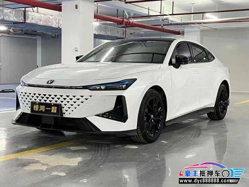 24年长安长安UNI轿车抵押车出售