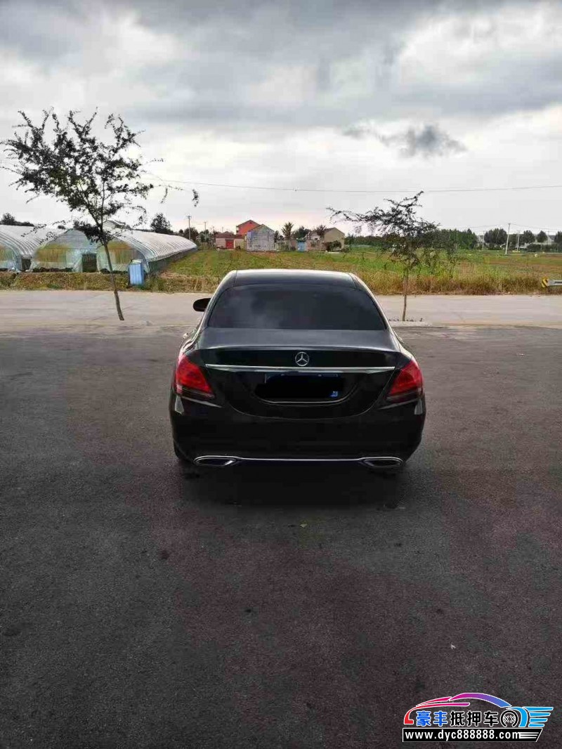 20年奔驰C轿车抵押车出售