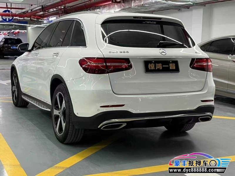 18年奔驰GLC轿车抵押车出售