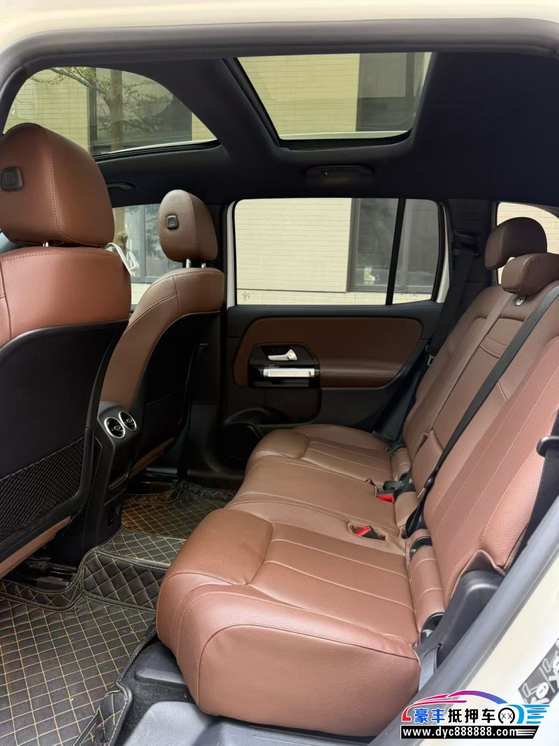 22年奔驰GLB轿车抵押车出售